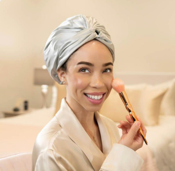 Her Bonnet - 100% Pure Mulberry Silk